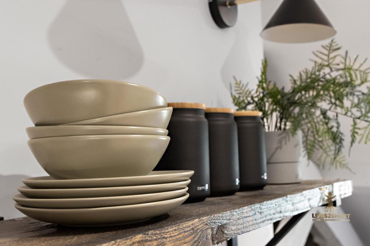 Luxe Courtyard Apartment For 4 Near Exeter City Centre エクステリア 写真